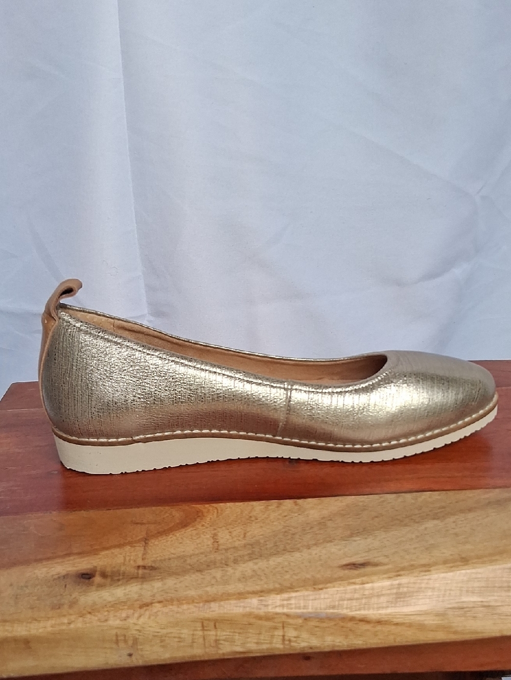 Brioso Metallic Gold Women's Ballet Flats with Cushioned Insole 7 - Picture 13 of 13